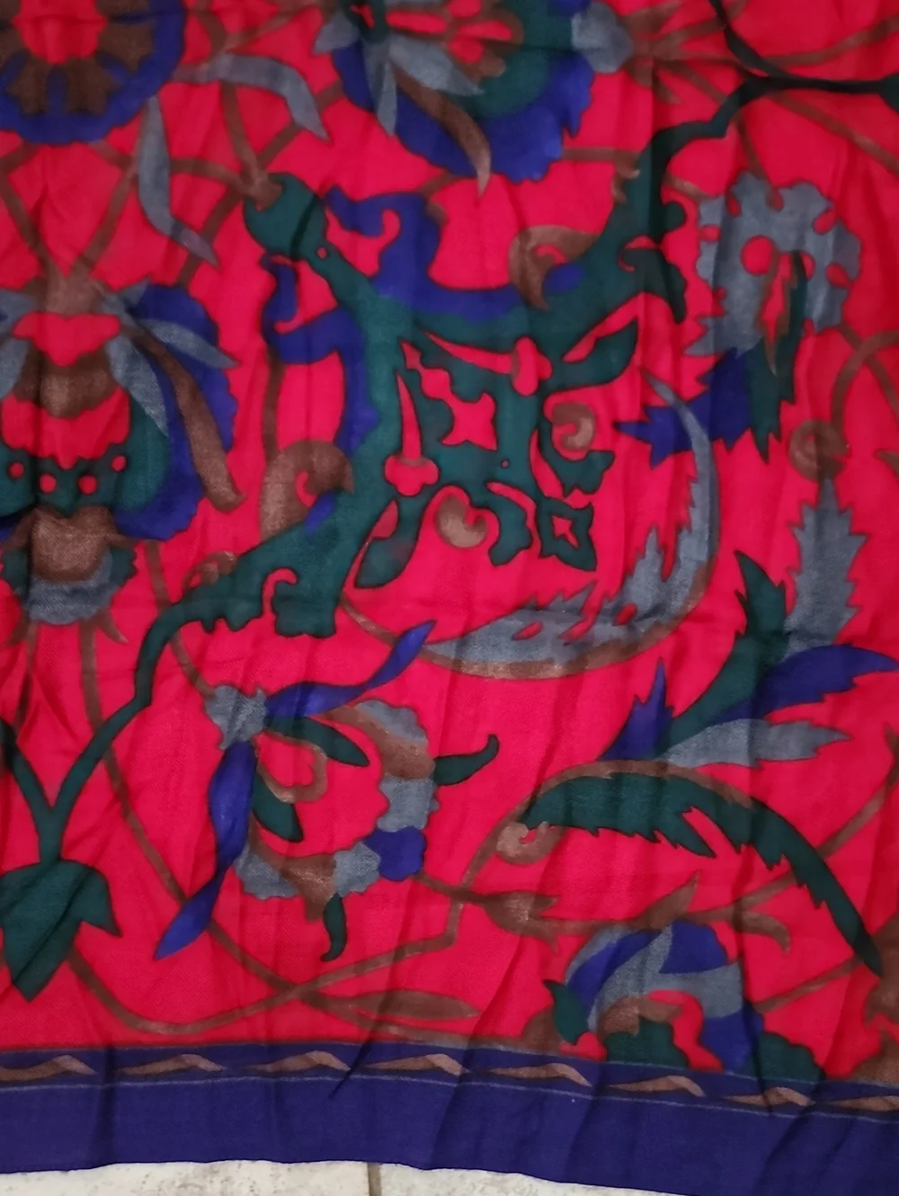 Vtg Made In Italy Vibrant Red Floral Silk-Feel Scarf Purple Border 33x33